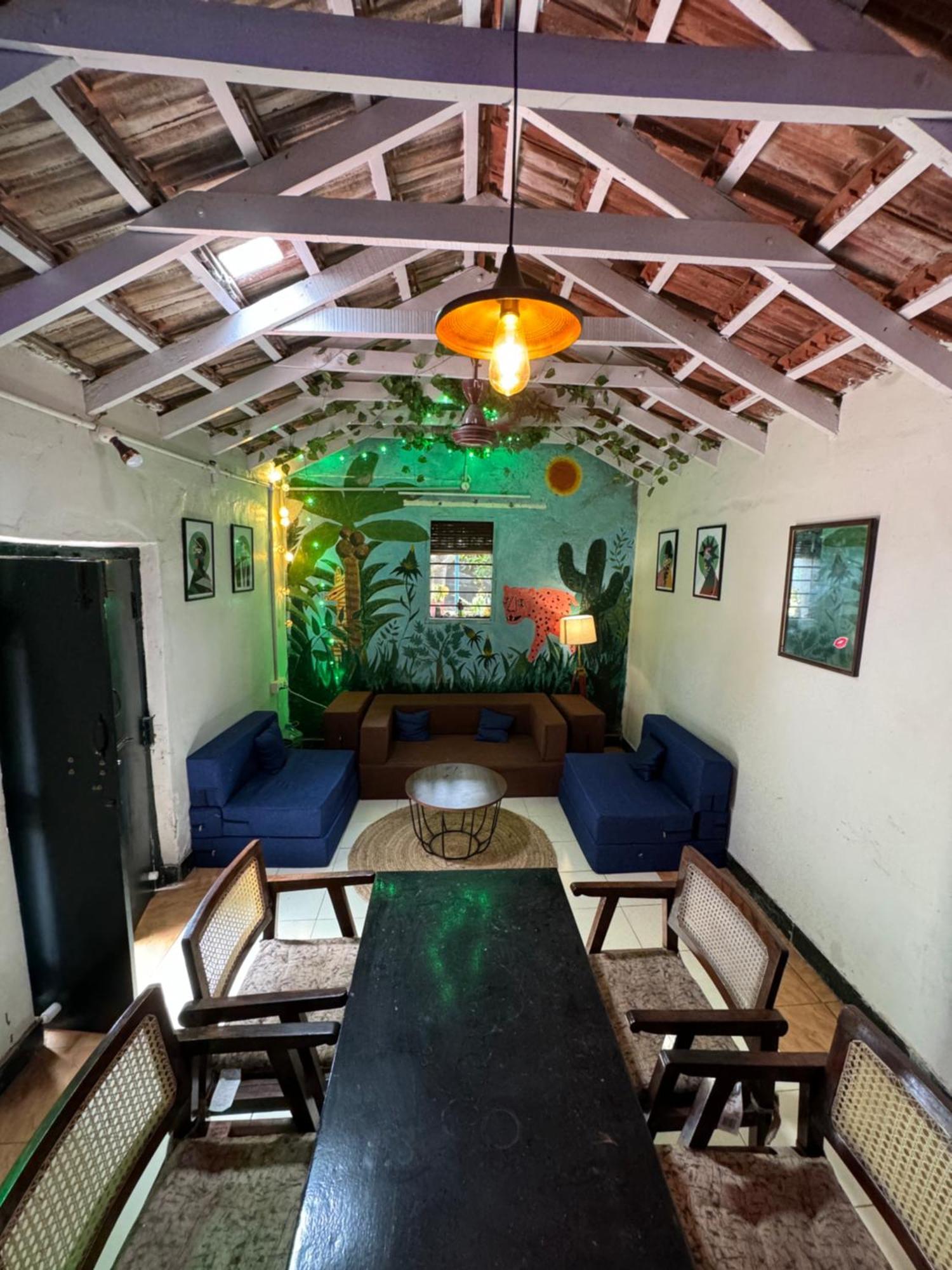 Отель The Lazy Palm Shack Коимбатур Экстерьер фото